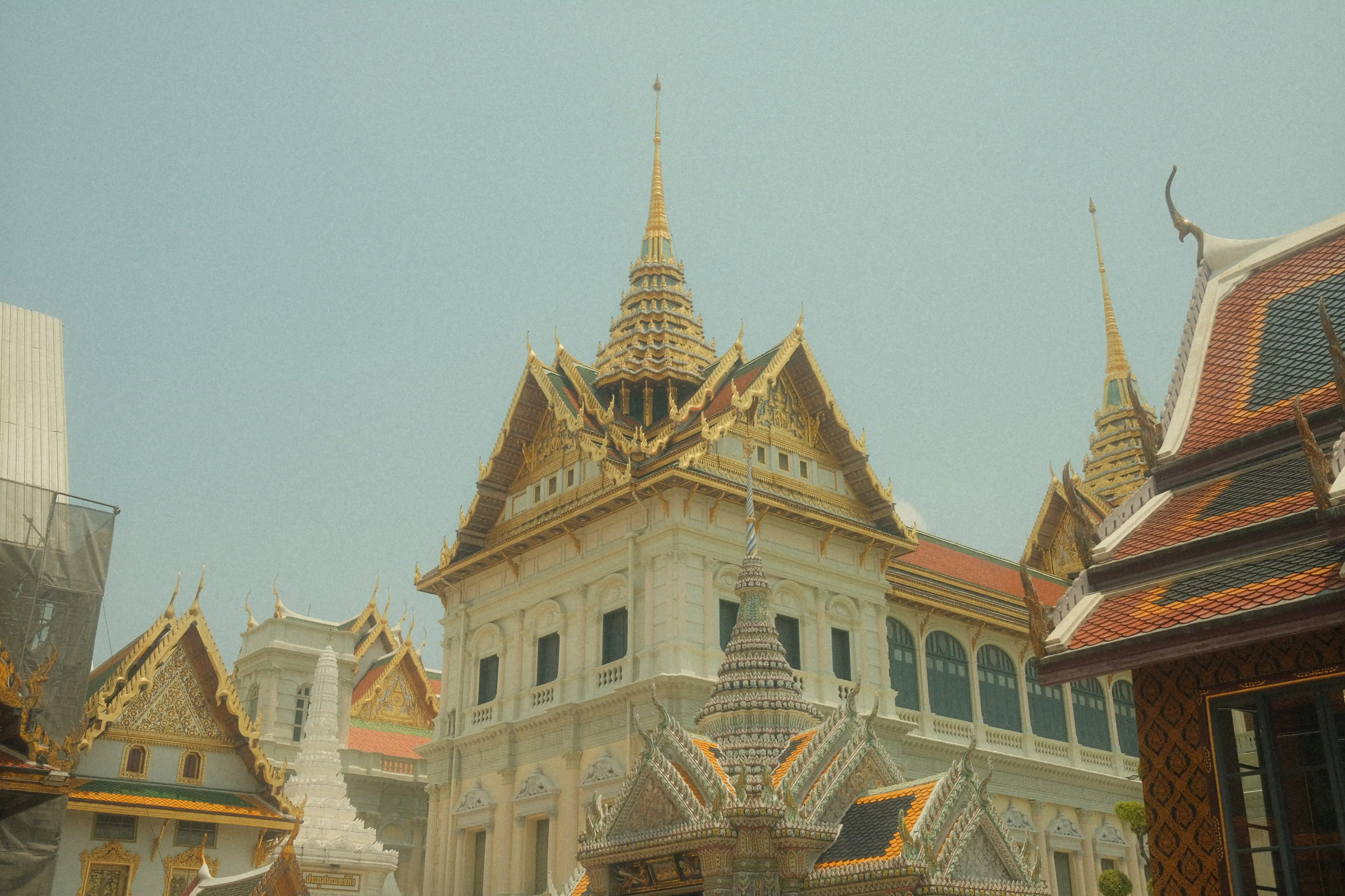 A picture of a temple in Bangkok